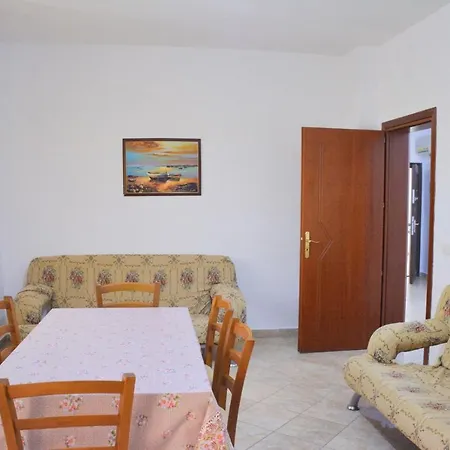 Apart Otel Janina Dıraç